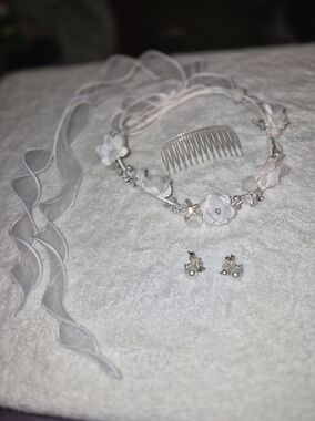 Bridal Floral Hair Vine Tiara and Pearl Earrings Set - White
